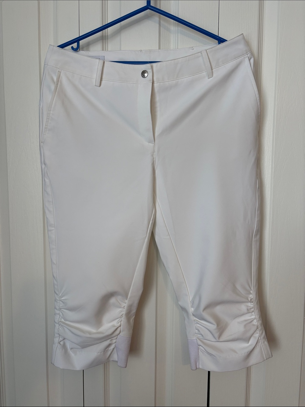 Cutter and buck capri / golf shorts